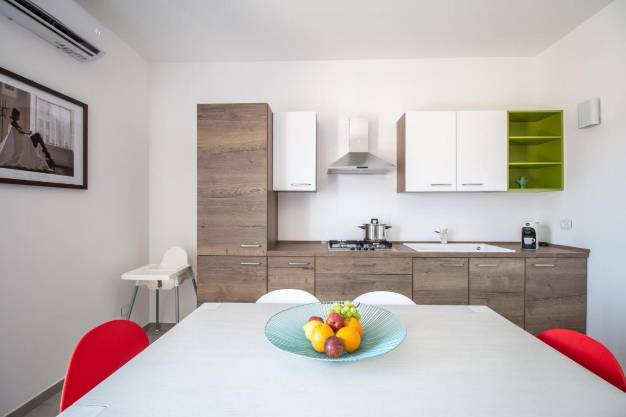 M'Place Apartments Палермо Екстериор снимка