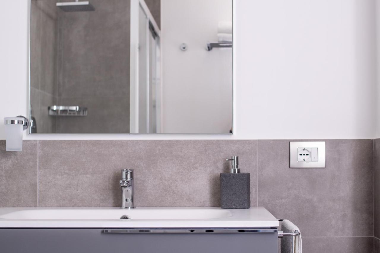M'Place Apartments Палермо Екстериор снимка